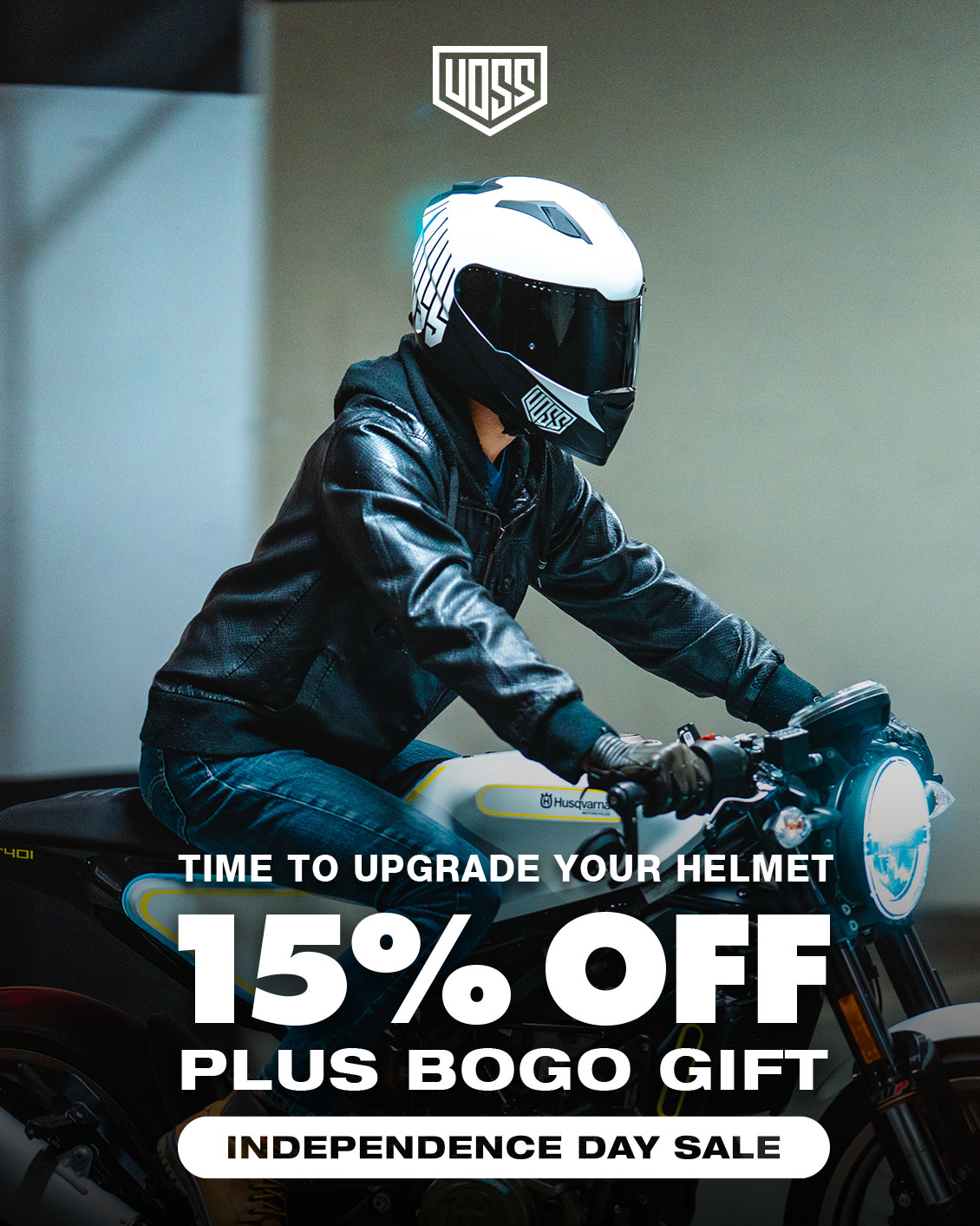 Voss 989 Moto-V Roy Cleo Helmet